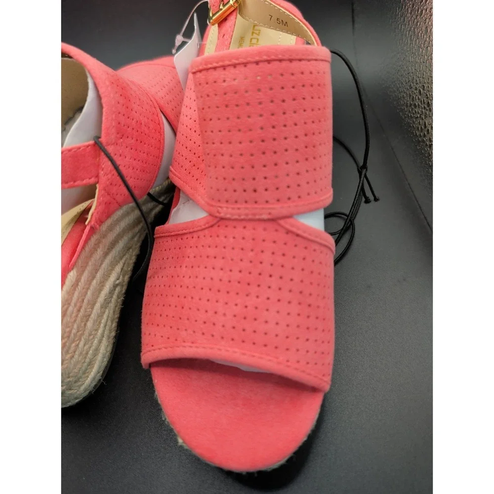 NWT Liz Claiborne Hatcher Wedge Sandals Coral Pink Size 7.5 MSRP $70
